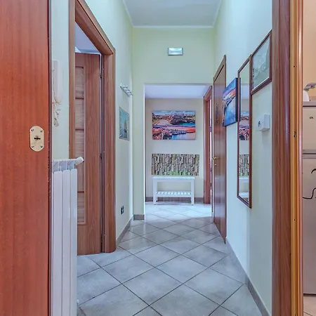 Apartment Casa Carlo Near The Center Bari